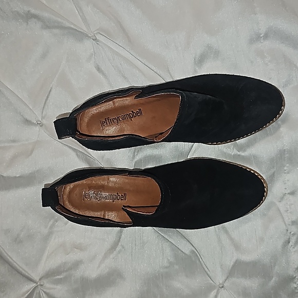 Jeffery Campbell size 6 black suede booties size 6...great condition/like new! - Picture 7 of 11